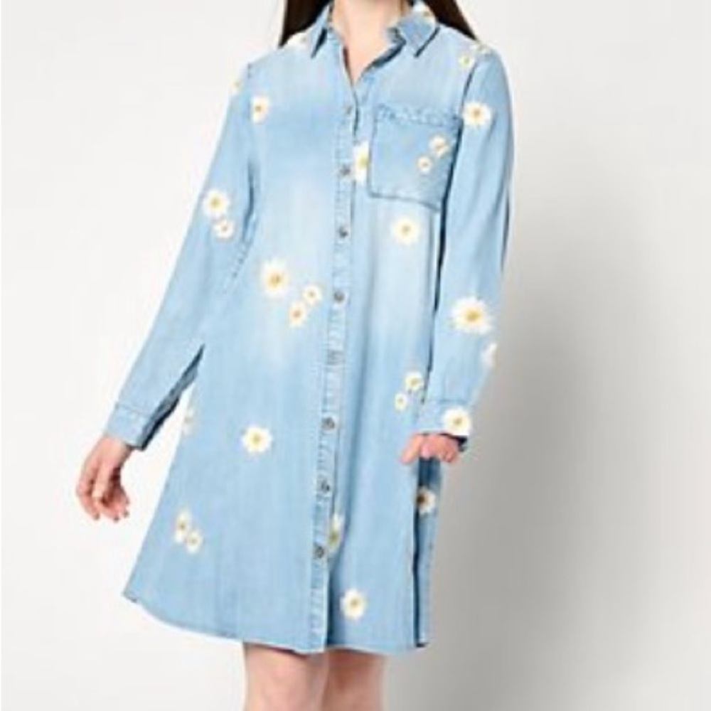 DRIFTWOOD JEANS  Scottie Dress in 
Daisy Daydream